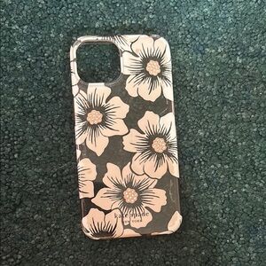 Kate Spade iPhone 14 case
